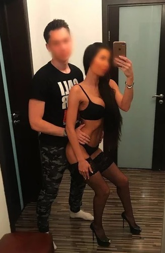 Sex oglasi – Par iz Dobanovaca za sex sa pojednicem ili parom